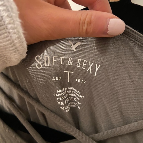 Olive Green Strappy American Eagle Tee - Picture 4 of 4